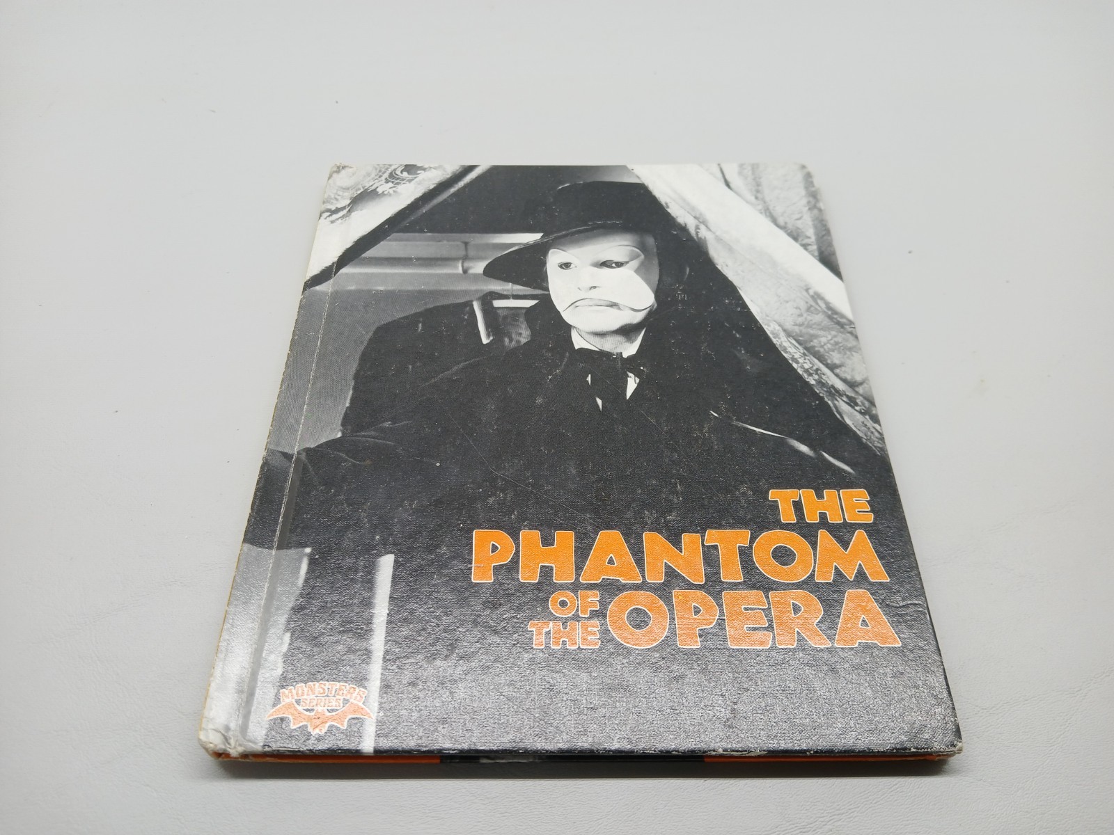 Vintage 1987 Crestwood House Monsters The Phantom of the Opera Hardcover Book