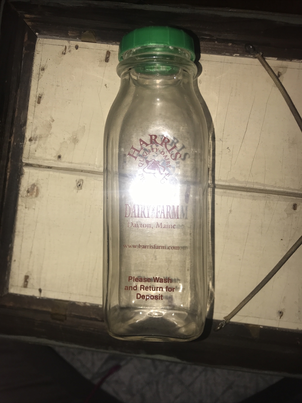 Harris Dairy Farm Dayton Maine Glass Milk Bottle 1/2 Litre With Cap Lid Harris Dairy Farm Dayton Maine Glass Milk Bottle 1/2 Litre With Cap Lid