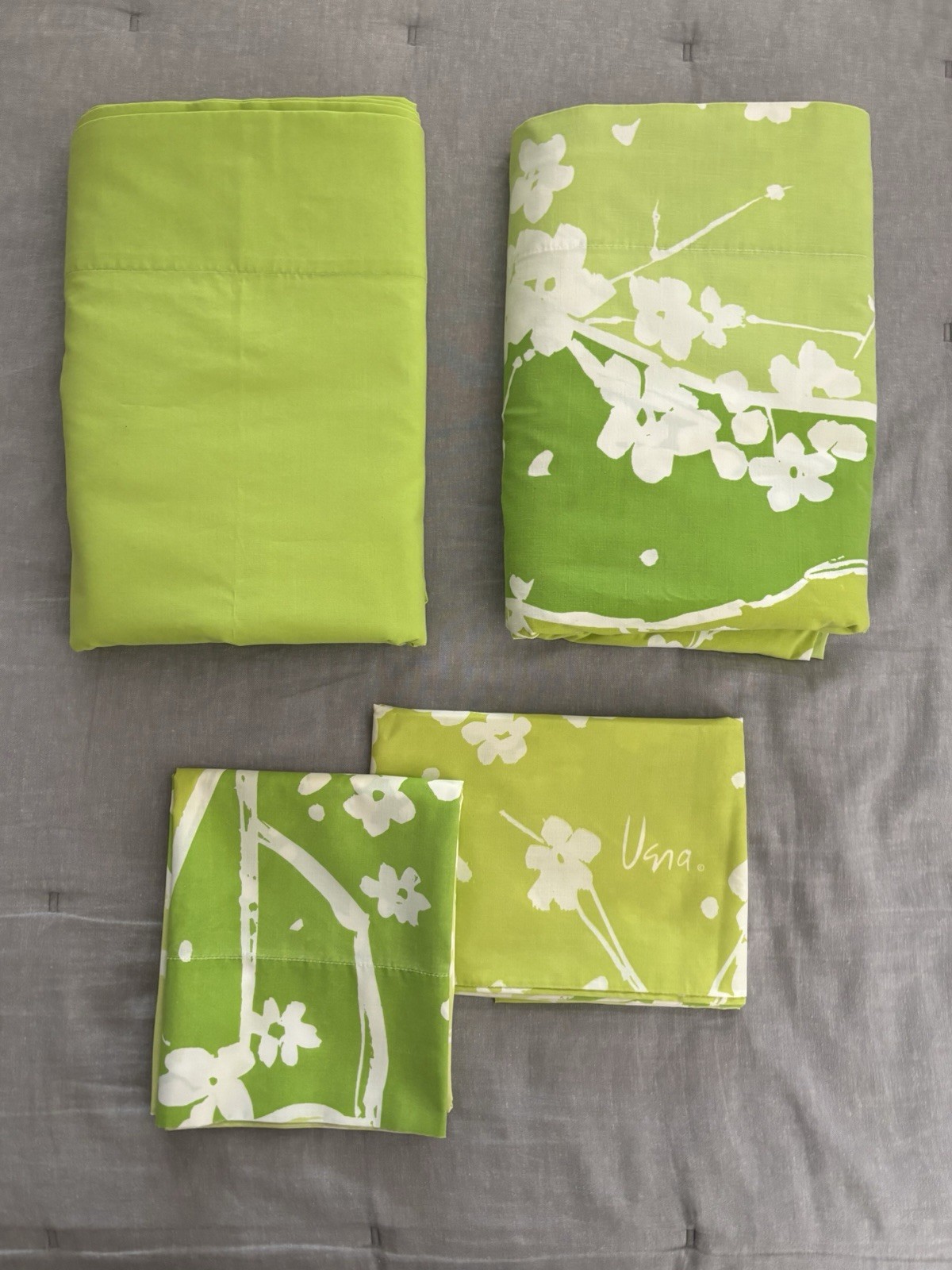 1970 Burlington Vera Neumann Branch Blossoms 2 King Flat Sheets 2 STD Pillowcase 1970 Burlington Vera Neumann Branch Blossoms 2 King Flat Sheets 2 STD Pillowcase