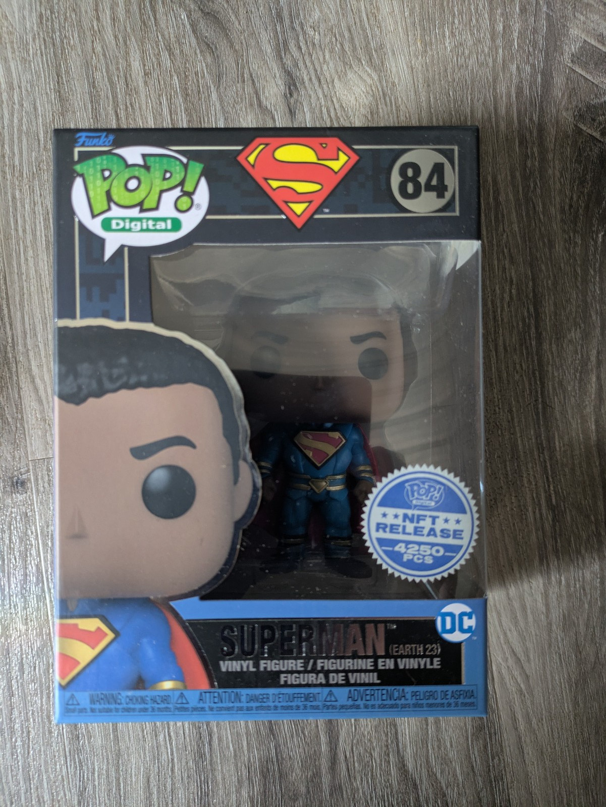 Funko Pop Digital Superman (Earth 23) #84 LE 4250 w/Protector