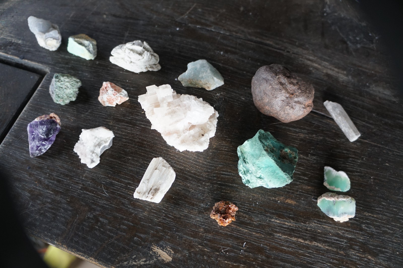 LOT Mineral Specimens Crystals Minerals Halite Amethyst Chrysoprase Gems Estate