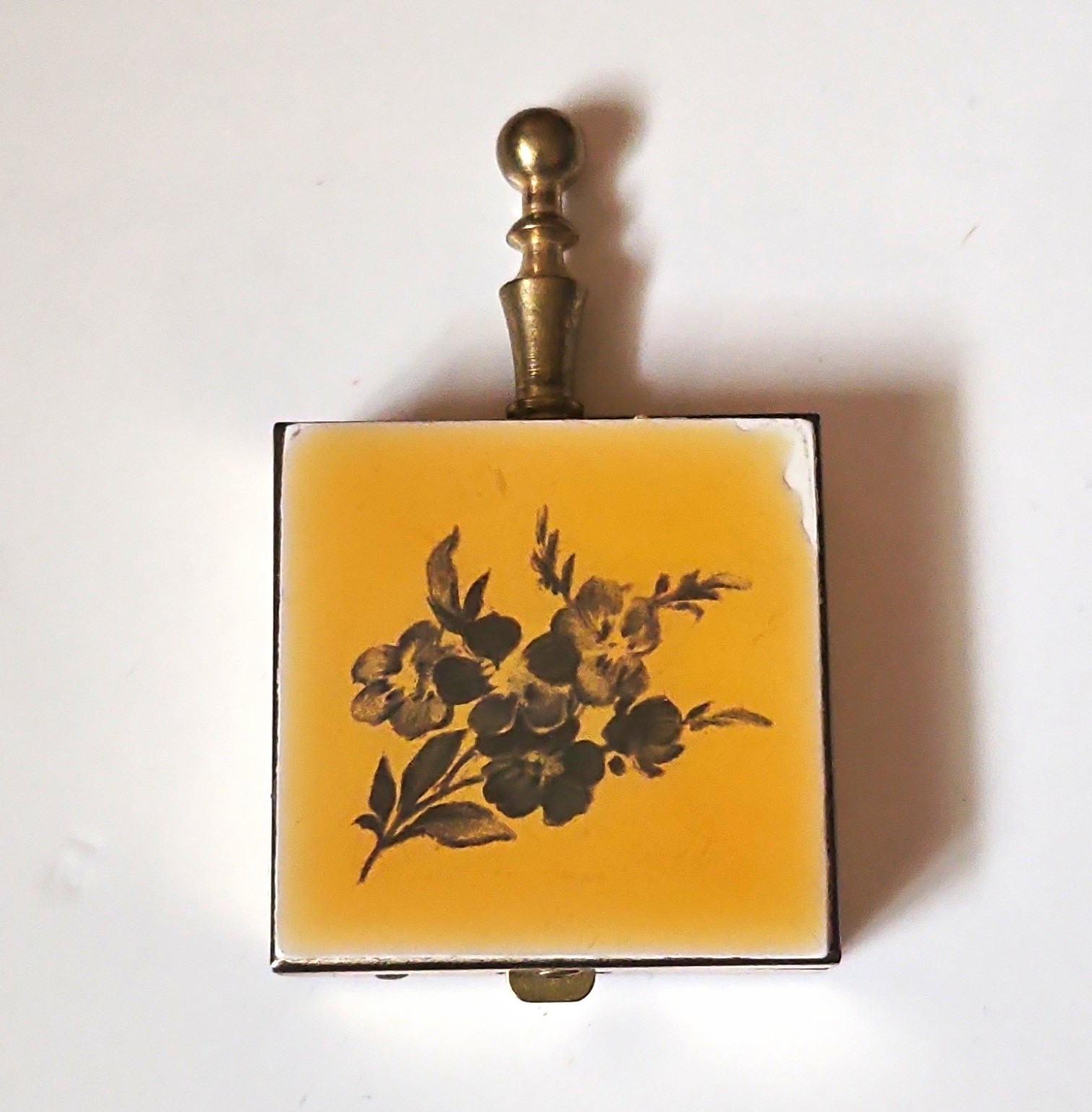 Vintage Square Metal Match Holder Vesta Case with Floral Enamel Lid Flip Top Vintage Square Metal Match Holder Vesta Case with Floral Enamel Lid Flip Top