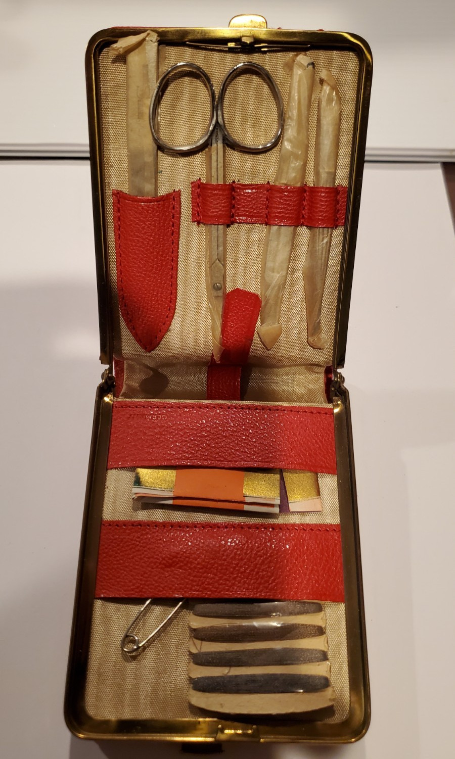 VTG 1950s Red & Brass Double Sided Compact Case DRGM Vanity Manicure Sewing Kit