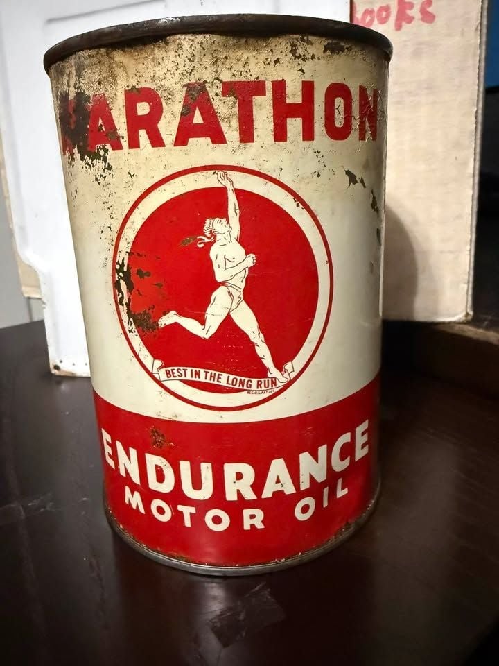 Vintage Marathon Endurance Motor Oil Can 1 Quart Running Man Ohio Oil Co SAE 40