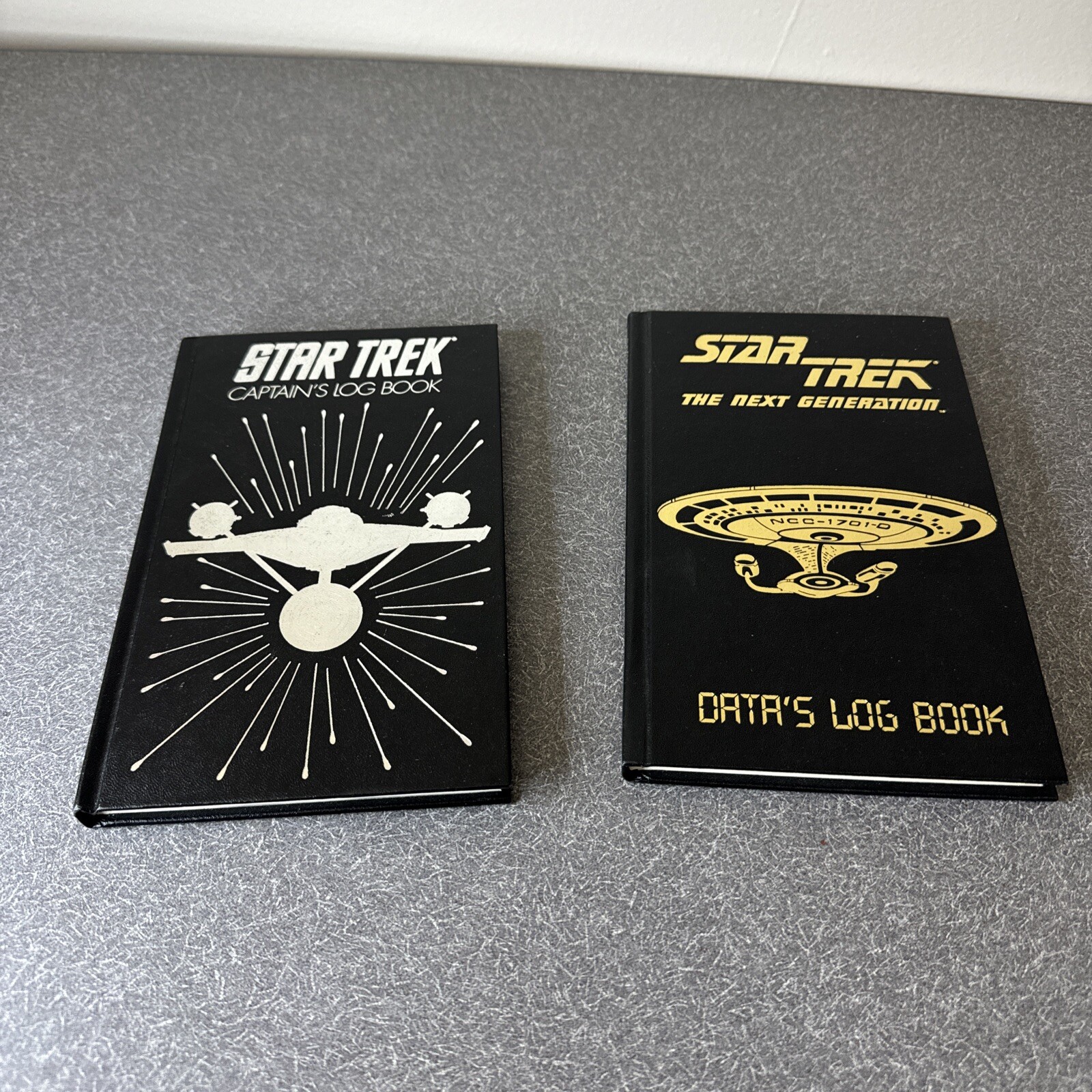 Vintage NEW 1991 Star Trek Star  Captain's Log Book & Ships Log Book Lot UNUSED