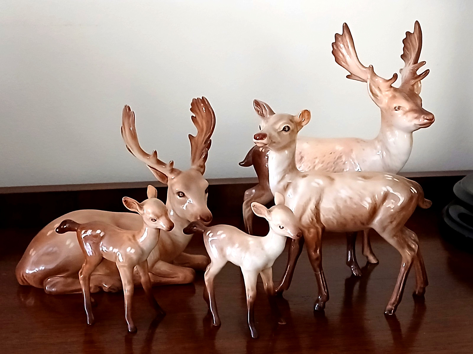 5 x Beswick Vintage Deer - 1 x Doe 2 x Stags 2 x Fawns Ceramic Pottery Figurines