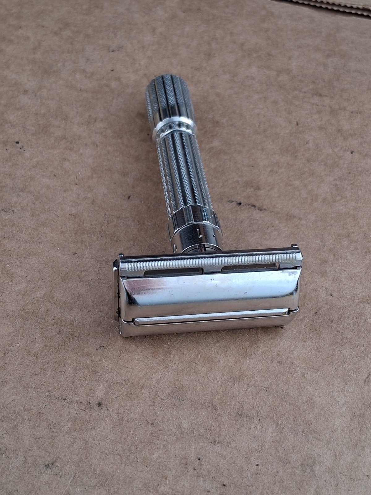Vintage Gillette Fat Boy 1-9 Adjustable Safety Razor 1960 F4