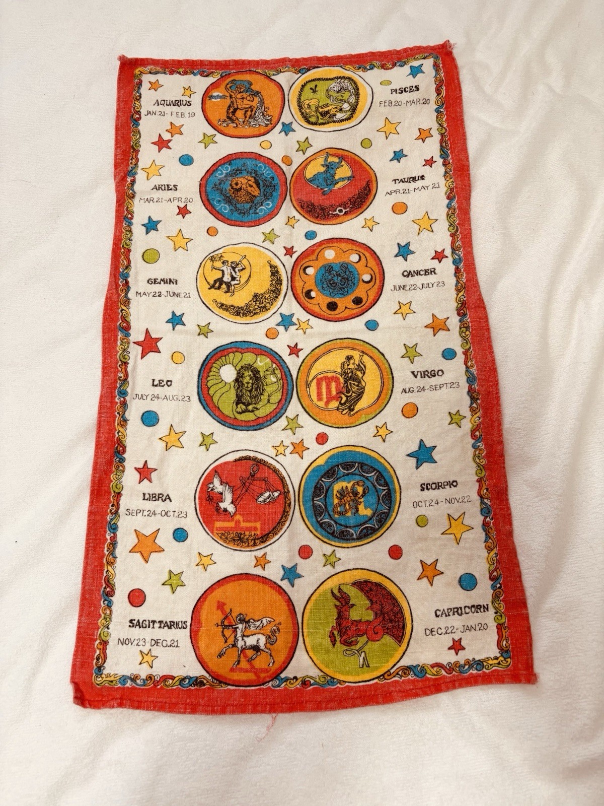 VINTAGE 1971 ZODIAC ASTROLOGY LINEN TEA TOWEL MINT KITCHEN CALENDAR MID CENTURY