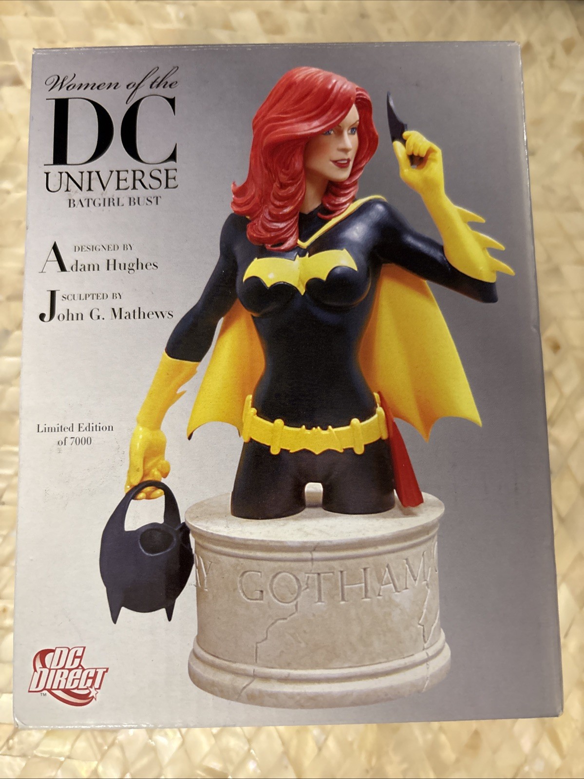 DC Direct Women of the DC Universe BATGIRL Bust Adam Hughes LTD 1836/7000 DC Direct Women of the DC Universe BATGIRL Bust Adam Hughes LTD 1836/7000