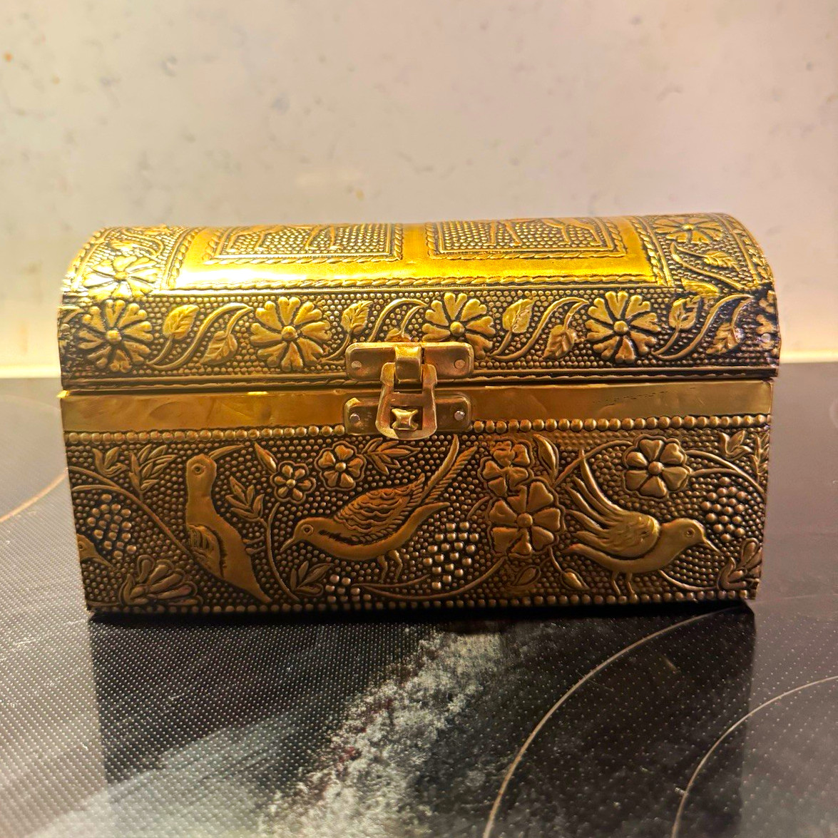 Vintage Copper Wood Jewelry Box Embellished with Camels/ Birds Small Trinket Box Vintage Copper Wood Jewelry Box Embellished with Camels/ Birds Small Trinket Box