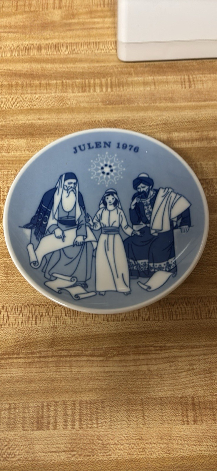 Bundle of 4 Vintage Christmas Plates Norway Porsgrunds porcelain 6.75” exclusive Bundle of 4 Vintage Christmas Plates Norway Porsgrunds porcelain 6.75” exclusive