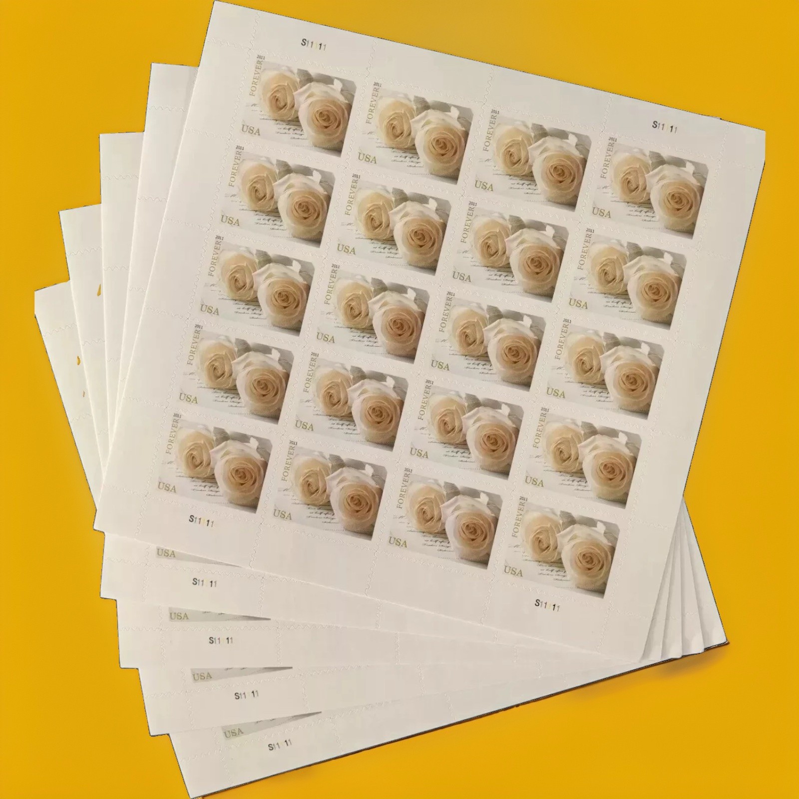 2011 USPS SHEET OF 20 FIRST CLASS LETTER STAMPS WEDDING ROSES 82¢