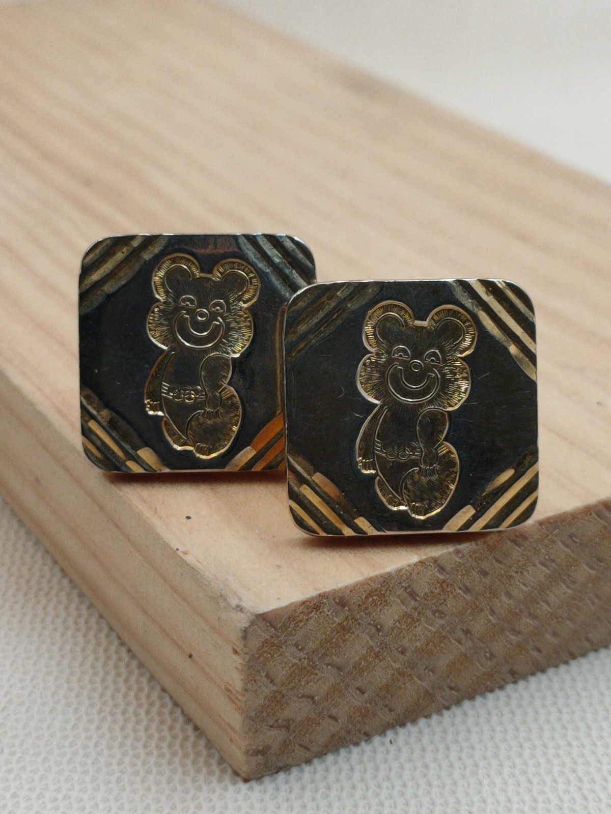Vintage Soviet Olympic Bear Cufflinks Olympics 80 Moscow USSR Retro Mens Jewelry Vintage Soviet Olympic Bear Cufflinks Olympics 80 Moscow USSR Retro Mens Jewelry