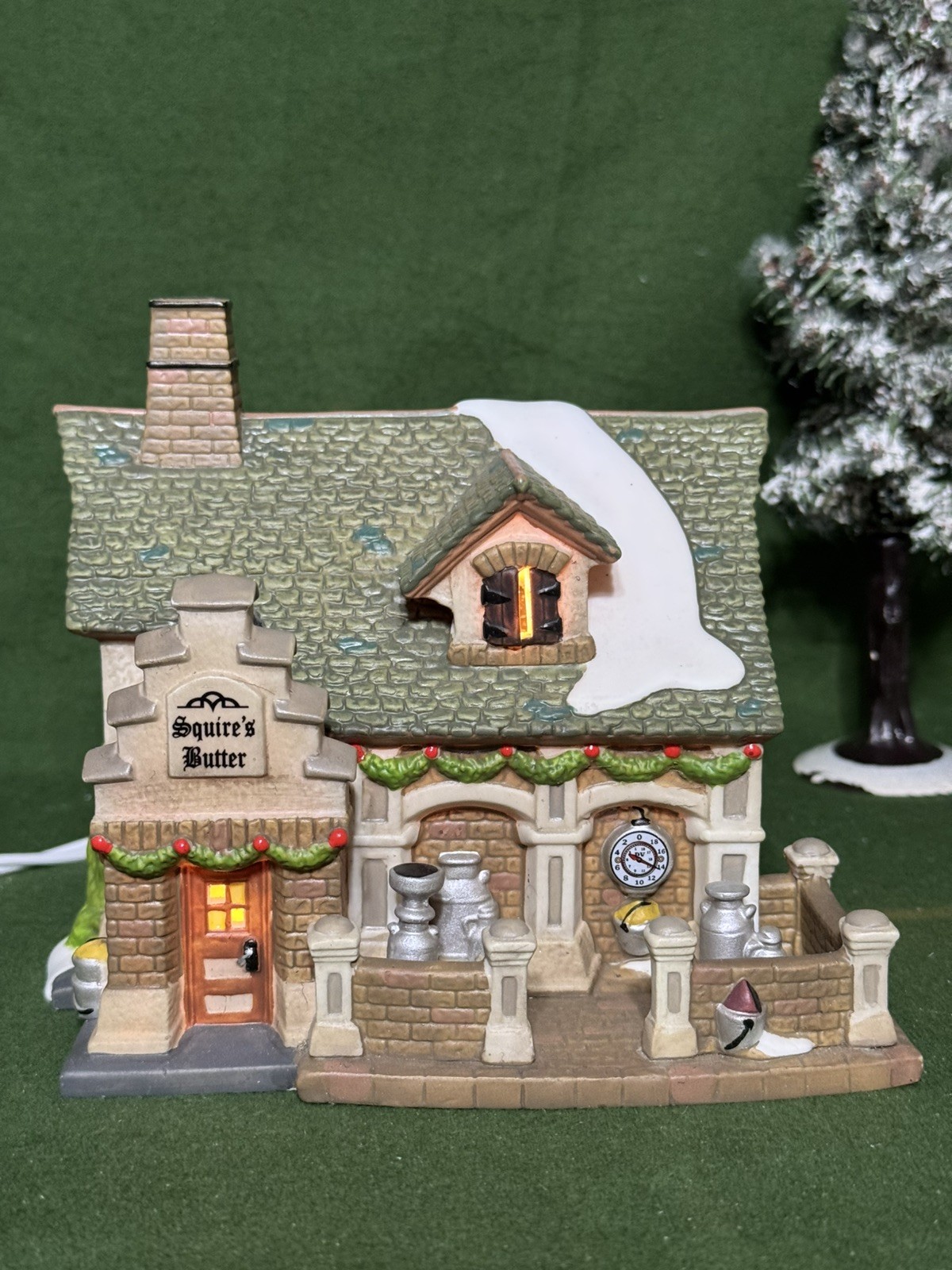 Dept 56 Dickens Village:  Devonshire creamery  4025259