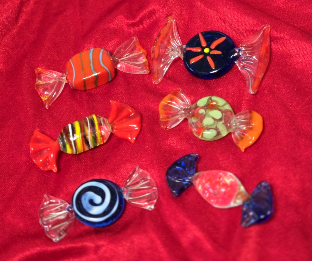 Vintage Lot of (6) Murano Art Glass Wrapped Candy Pieces - Colorful Vintage Lot of (6) Murano Art Glass Wrapped Candy Pieces - Colorful