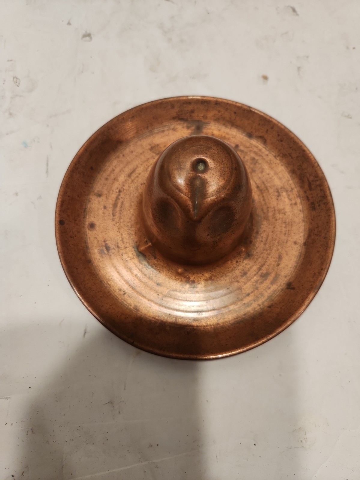 VINTAGE 1940'S COPPER WESTERN COWBOY HAT ASHTRAY 