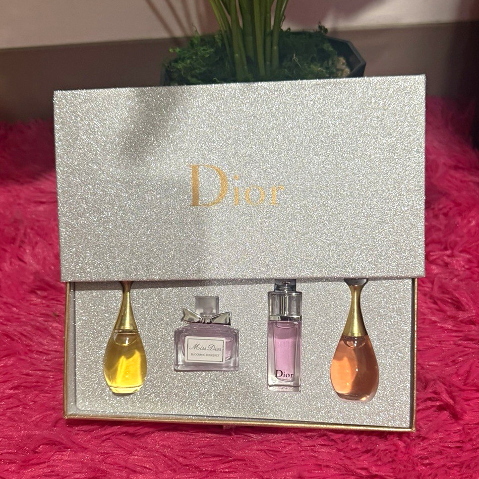 Dior Collectible Perfume Miniature Gift Set Box Multiple 4 Mini Bottles
