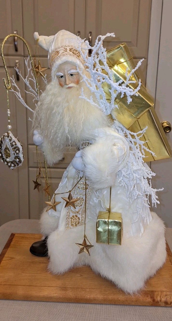 Lynn Haney Santa \
