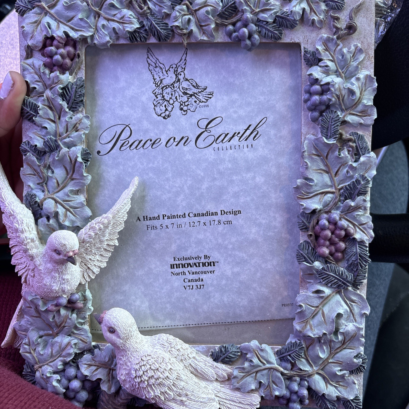 Peace on Earth Doves Innovation Picture Frame 1997 for 5 x 7 Picture