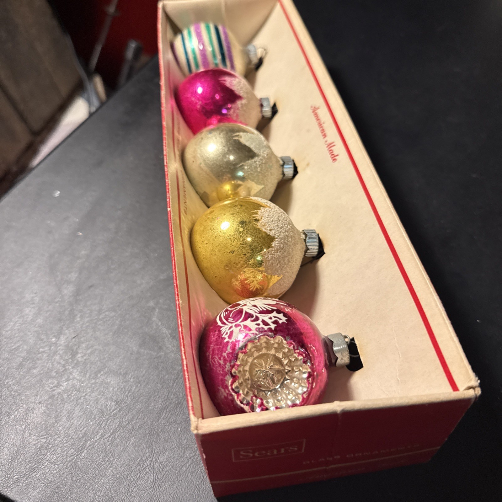 4 VTG Shiny Brite Glass Sugared Mica 1 Stripes Ball 3 Snow Xmas Ornaments 1 Othr 4 VTG Shiny Brite Glass Sugared Mica 1 Stripes Ball 3 Snow Xmas Ornaments 1 Othr