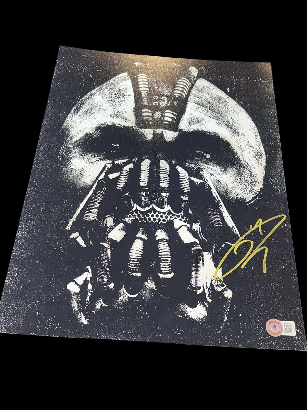 TOM HARDY SIGNED AUTOGRAPH 11x14 PHOTO DARK KNIGHT BATMAN VENOM BECKETT BAS X5