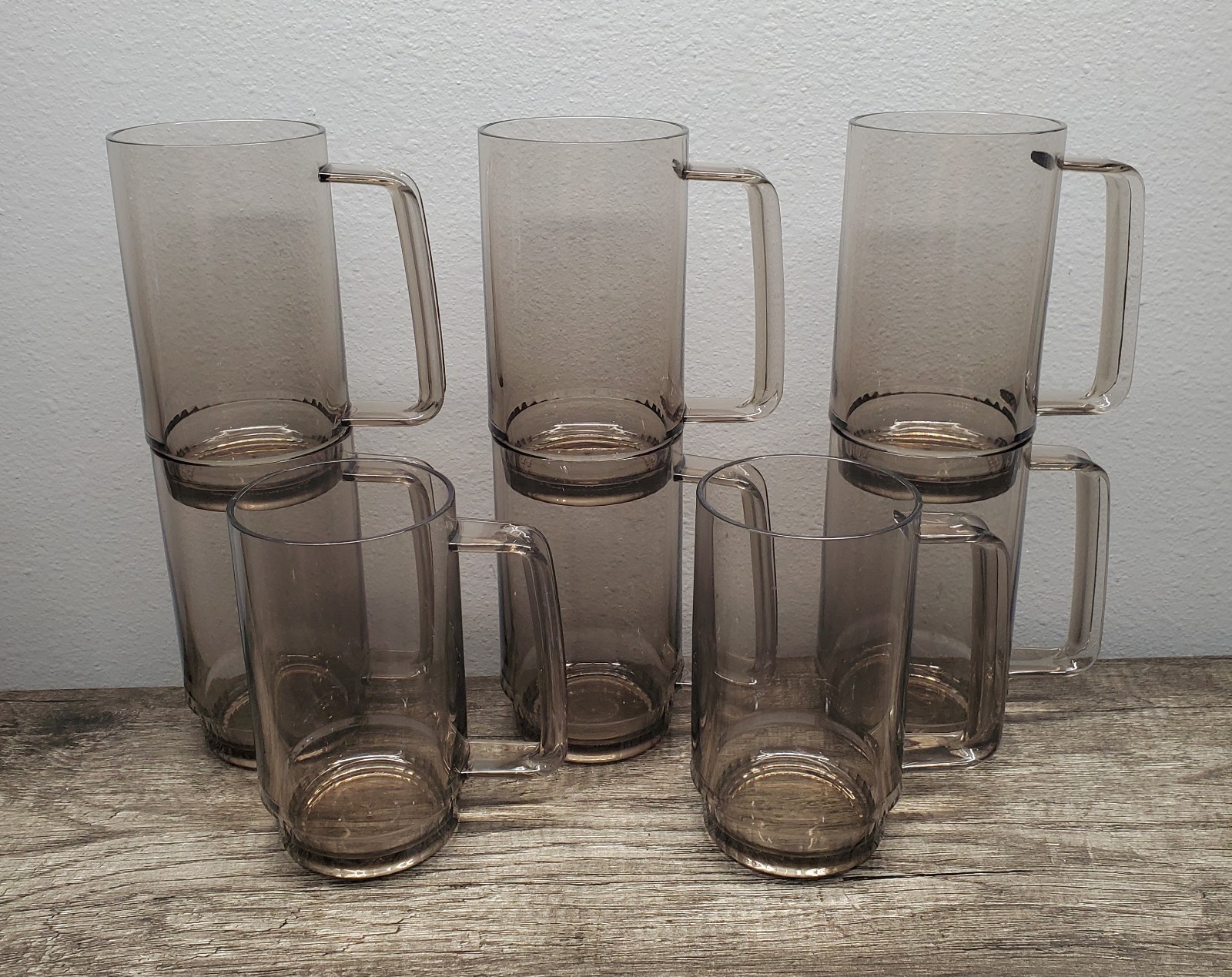 Tupperware Preludio Mugs Set Of 8 Smoked Gray Stackable Acrylic 16 oz EUC