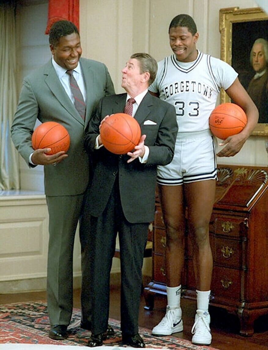 John Thompson In Group Photo 4x6 Picture Celebrity Print