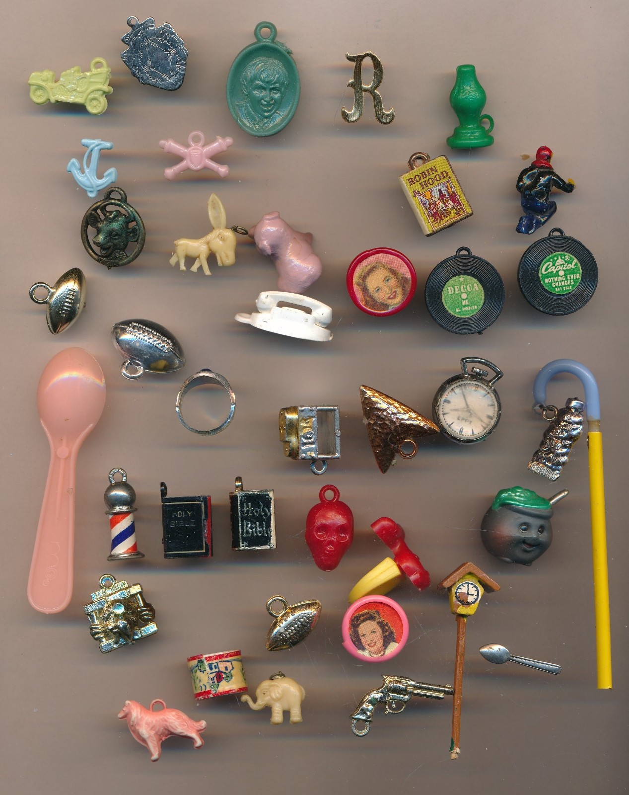 Vintage Cracker Jack Gumball Toy Prize Charm Lot 40 Pieces EPPY Clock Vintage Cracker Jack Gumball Toy Prize Charm Lot 40 Pieces EPPY Clock
