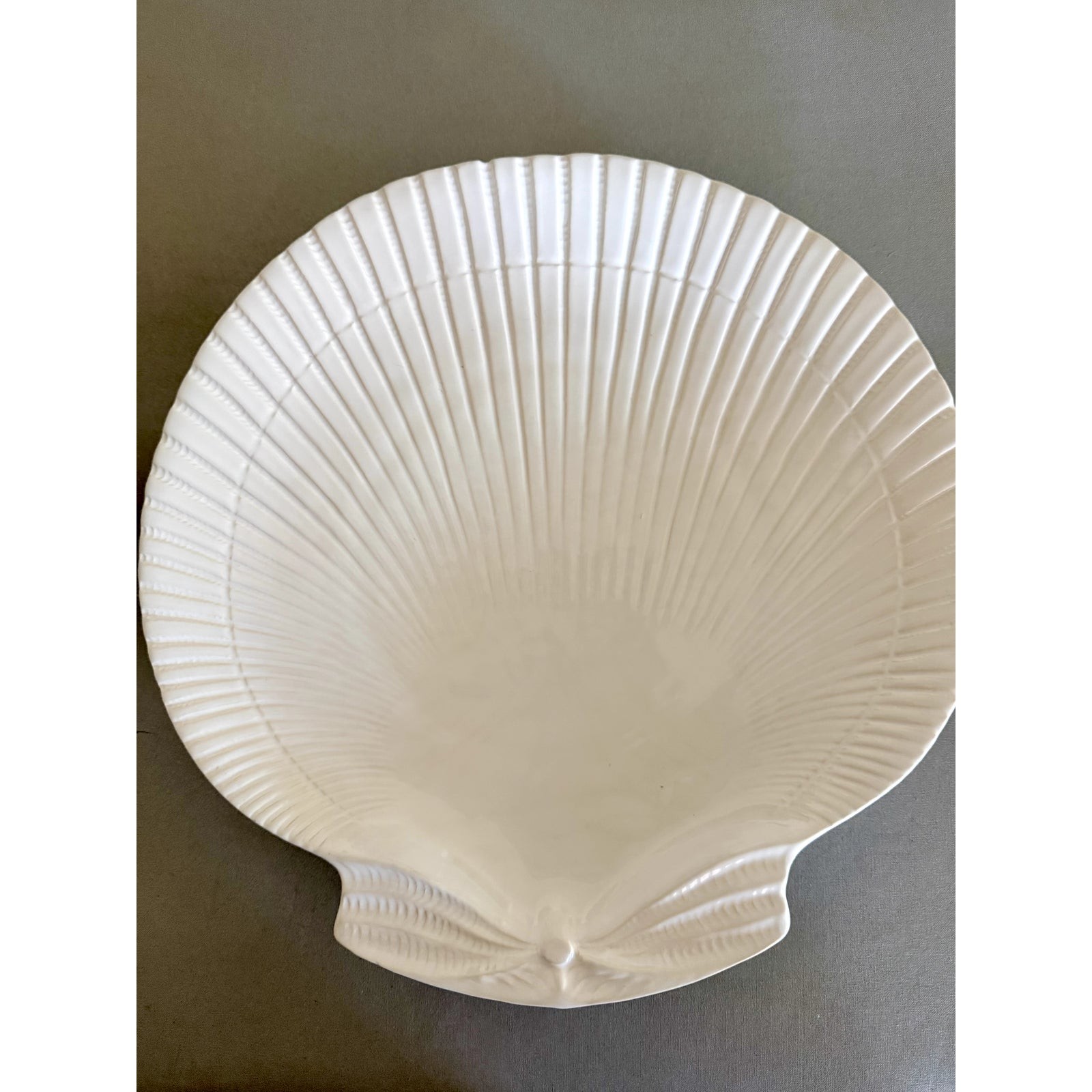 Tiffany & Co. White Scallop-Shaped 11 1/2\