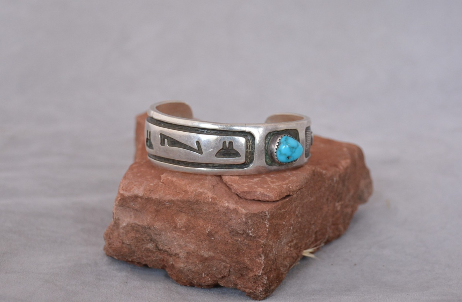 Vintage Hopi Silver Bracelet - Turquoise - Prayer Feather Design - 6 3/8