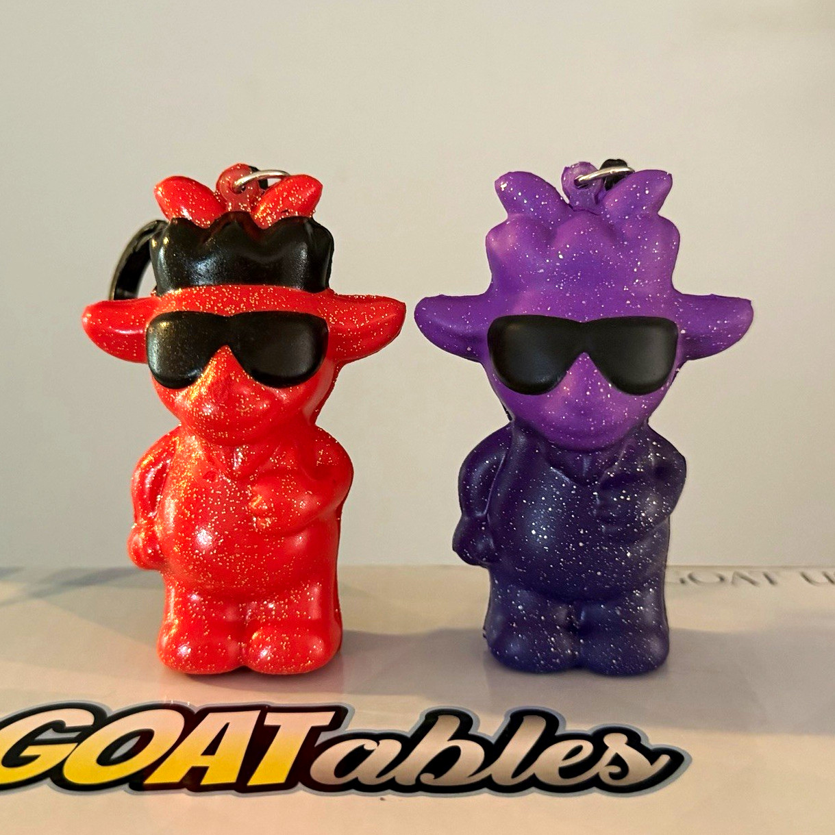 Goat USA Goatables Glitter Figurine Sunglasses Set 2-Pack Red Purple