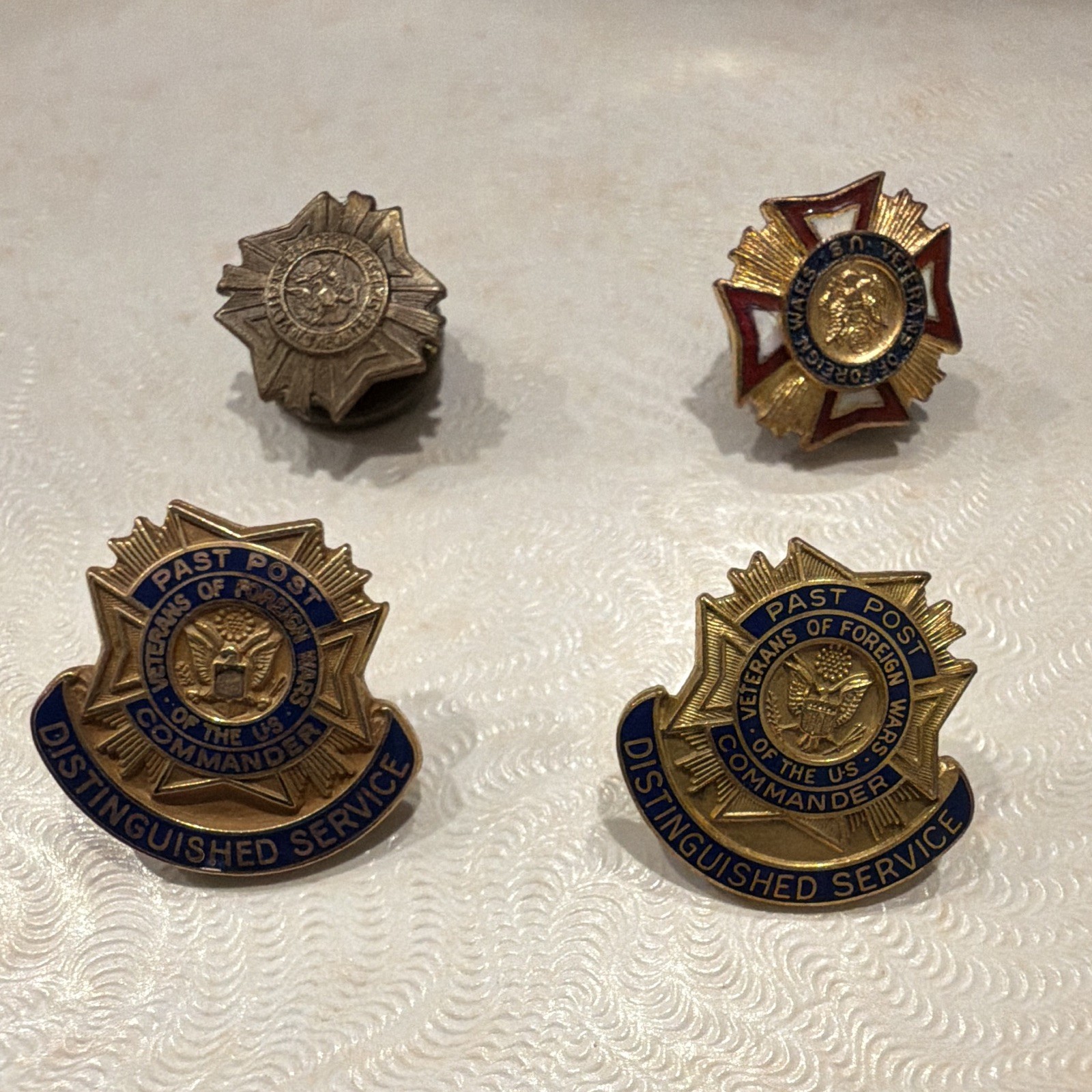 Vintage VFW Past Post Commander Distinguished Service Pins Veterans Lot of 4 Vintage VFW Past Post Commander Distinguished Service Pins Veterans Lot of 4