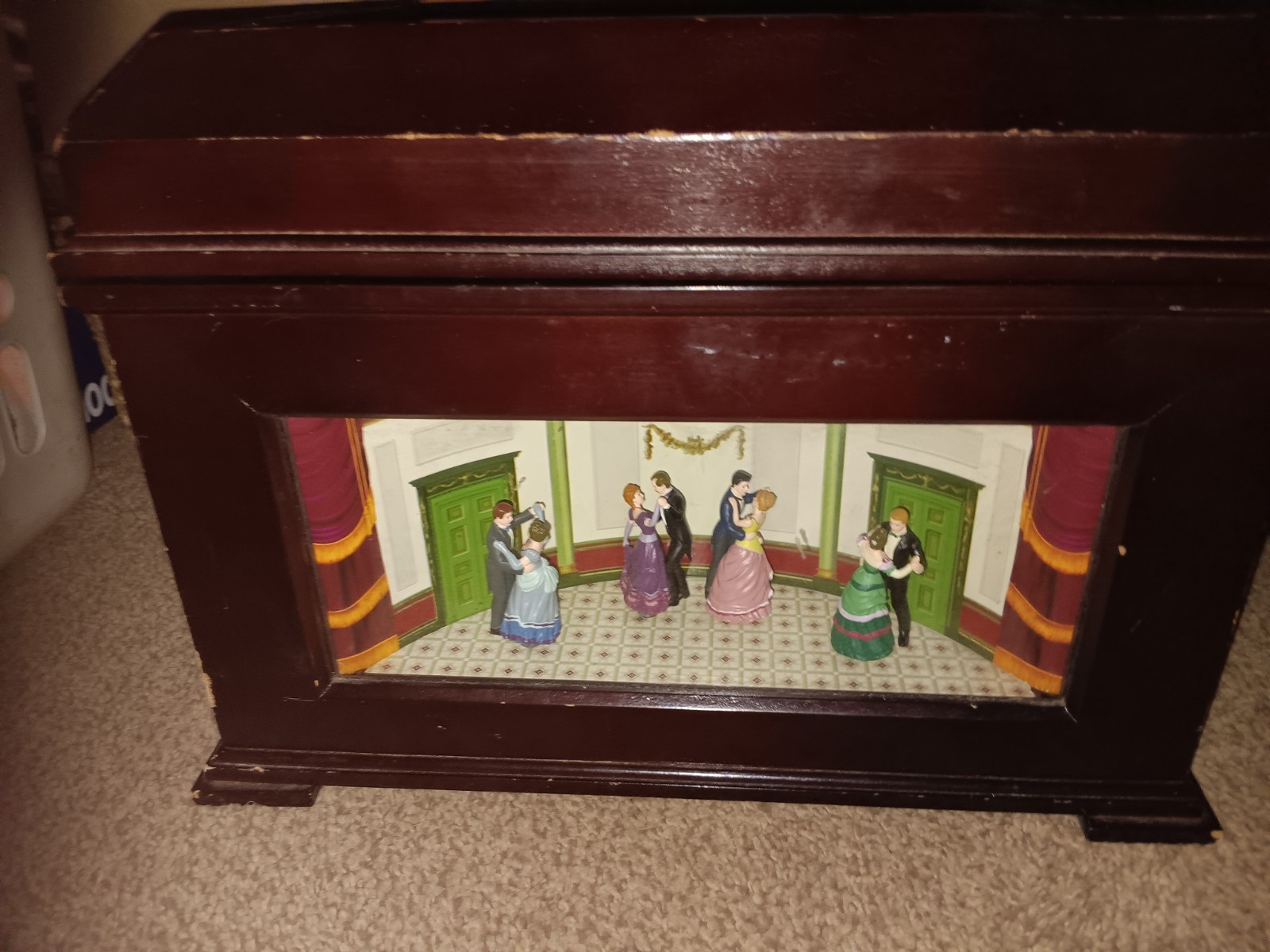 Vintage Mr. Christmas Animated Holiday Symposium 2000 one Disk Working no box