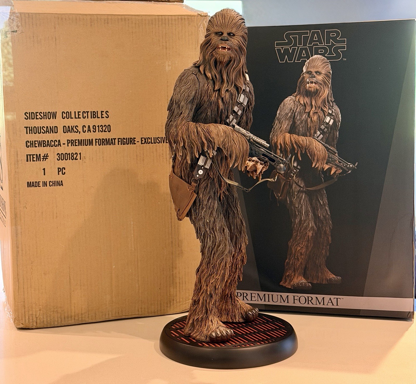 Star Wars SideShow Premium Format #300182 Chewbacca Star Wars SideShow Premium Format #300182 Chewbacca
