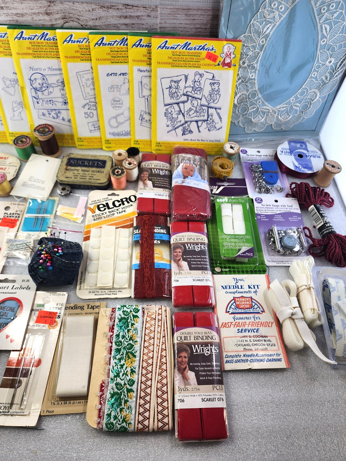 Vintage Sewing Notions Estate Craft Lot Wood Thread Spools, Tape, Pins, Cushion Vintage Sewing Notions Estate Craft Lot Wood Thread Spools, Tape, Pins, Cushion