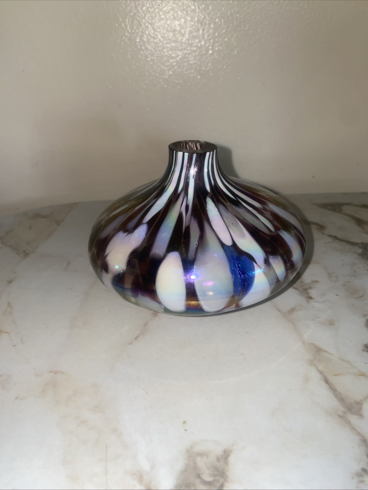 Stunning Iridescent Art Glass Vase 