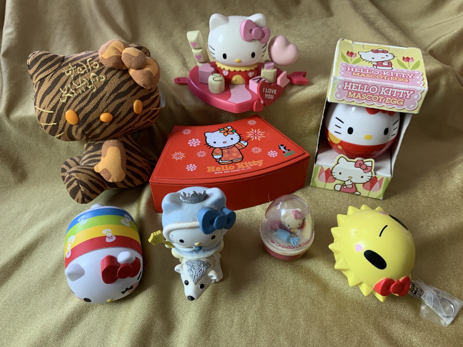 Lot of Sanrio Hello Kitty Mixed Figurine Plush Keychain Vintage 2003-2015