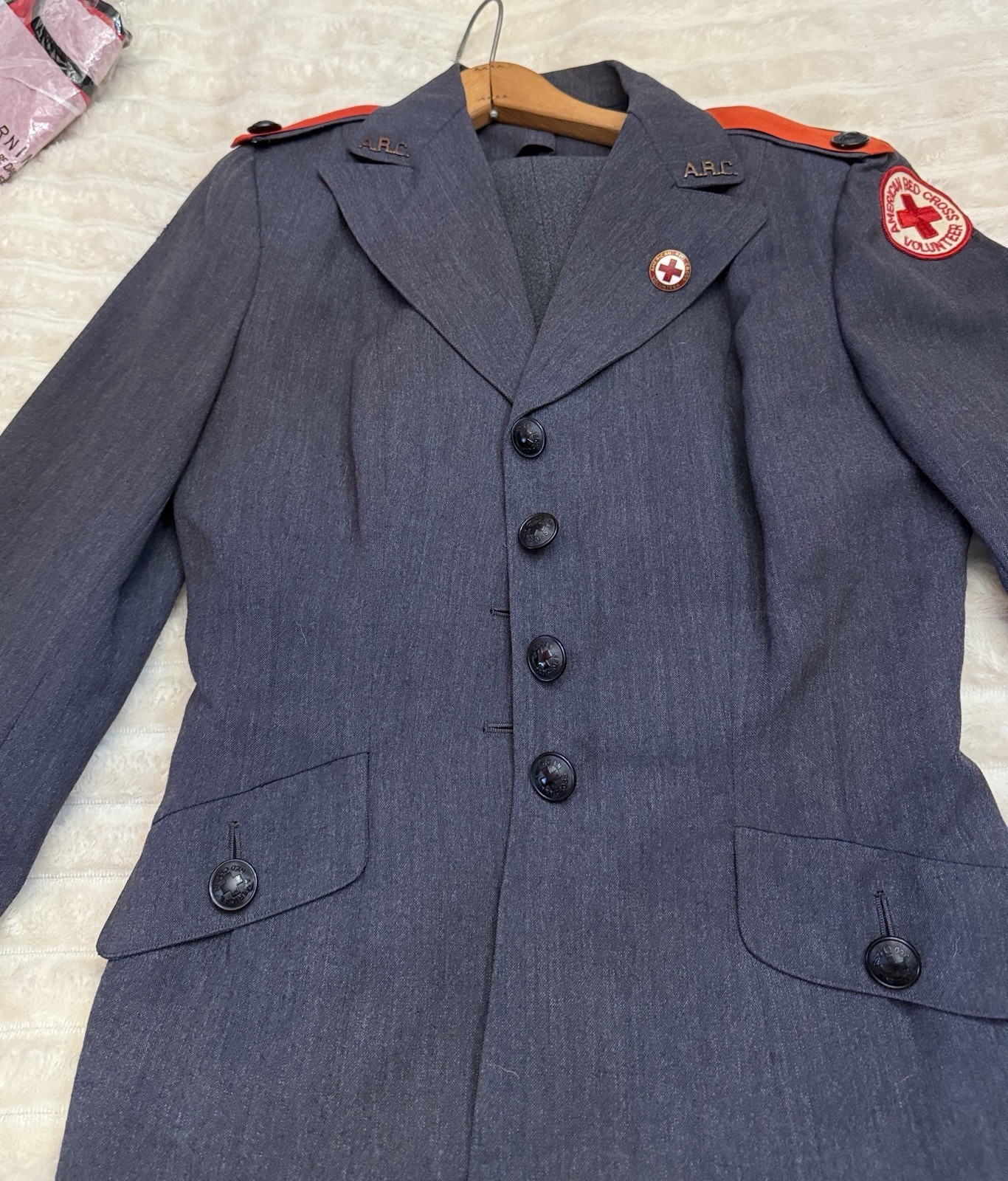 Vintage American Red Cross ARC Volunteer Complete Uniform Sacony’s w/ Insignia