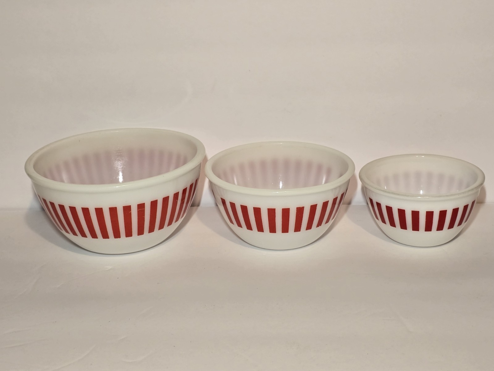 3pc Vintage Hazel Atlas Milk Glass Mixing Bowl Set Red Stripe Nesting Bowls 3pc Vintage Hazel Atlas Milk Glass Mixing Bowl Set Red Stripe Nesting Bowls