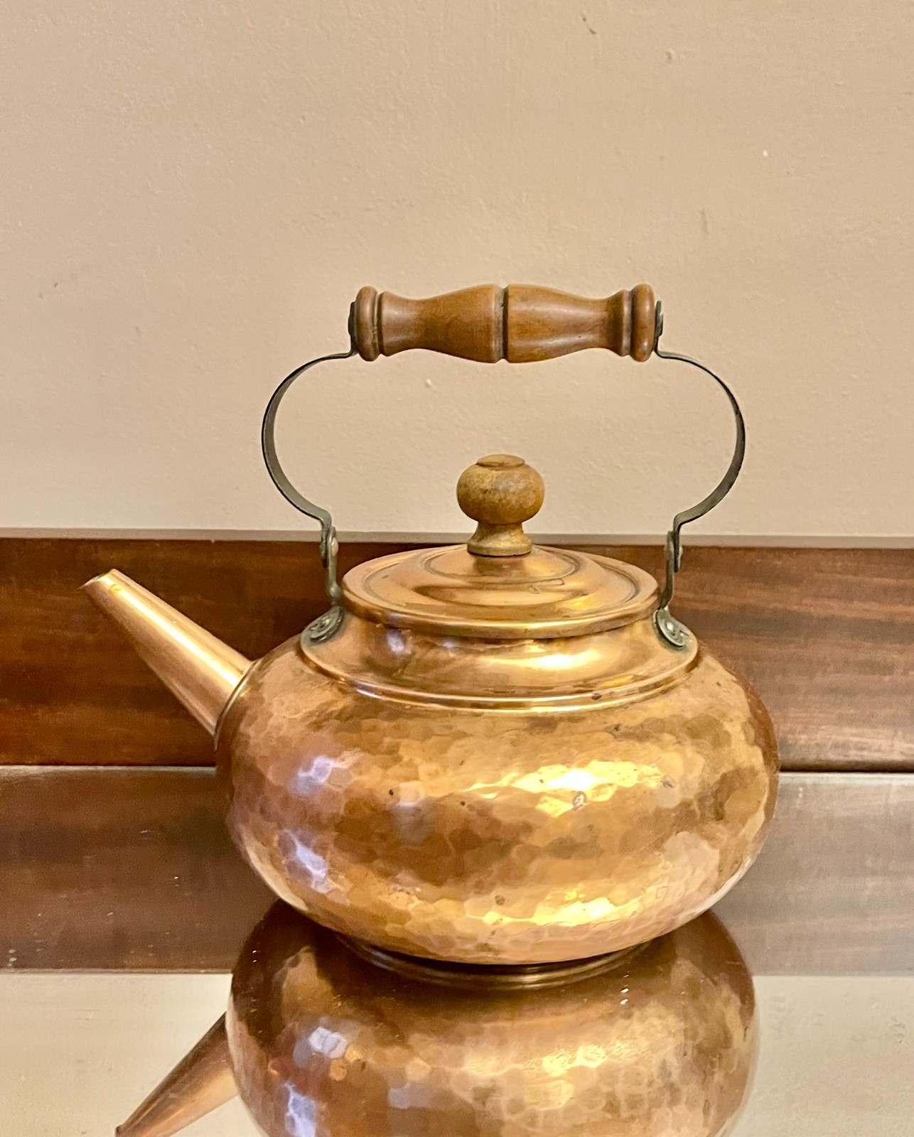 Vintage Stöckli Netstal Swiss Made Handcrafted Hammered Copper Teapot Vintage Stöckli Netstal Swiss Made Handcrafted Hammered Copper Teapot