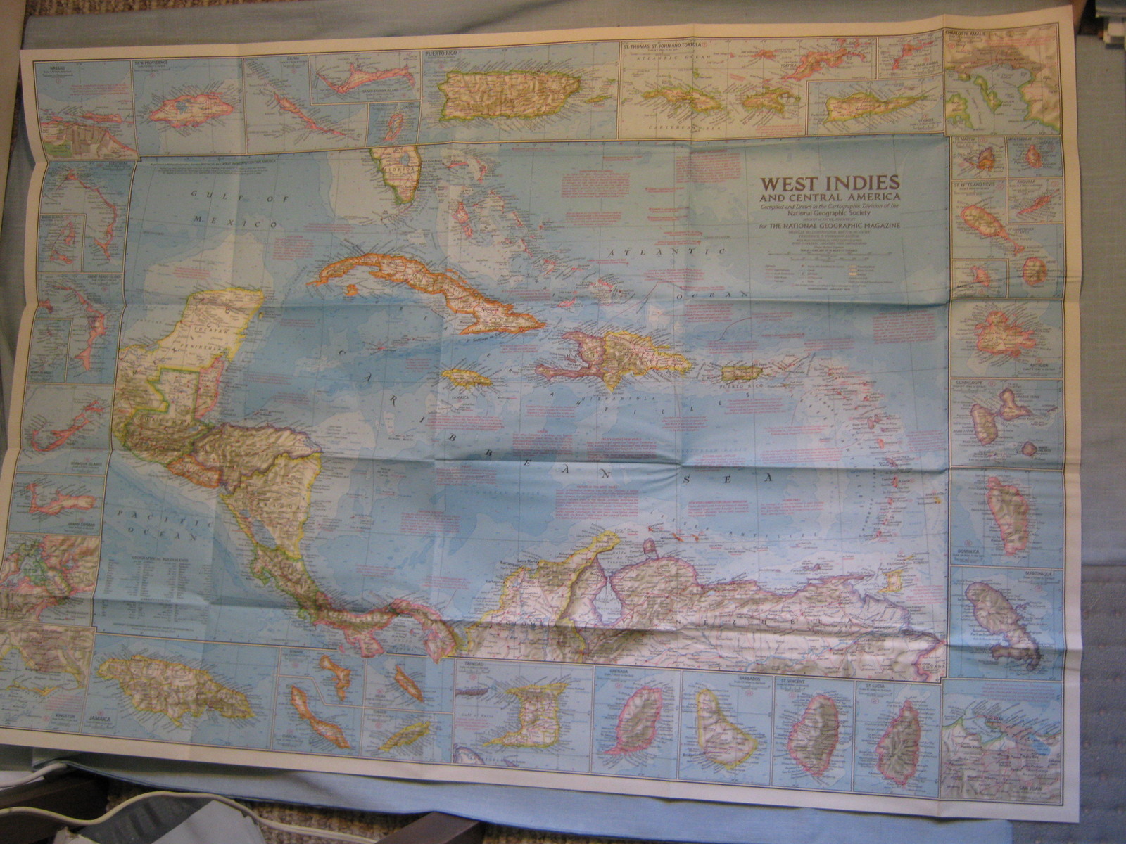 VINTAGE WEST INDIES & CENTRAL AMERICA MAP National Geographic January 1970 