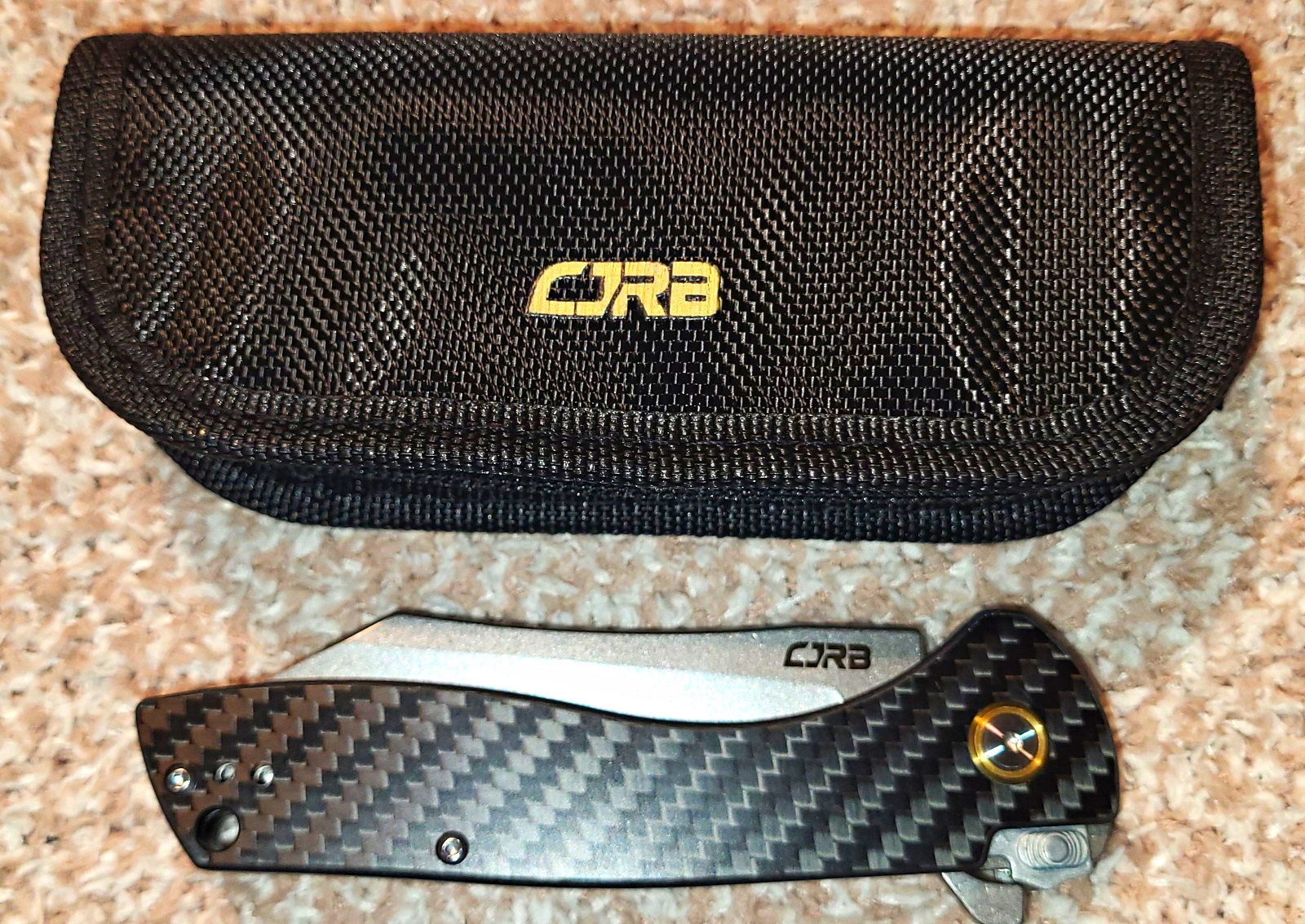 CJRB J1915 D2 Tanto Blade Pocketknife Plain Edge Carbon Fiber Handle Clip