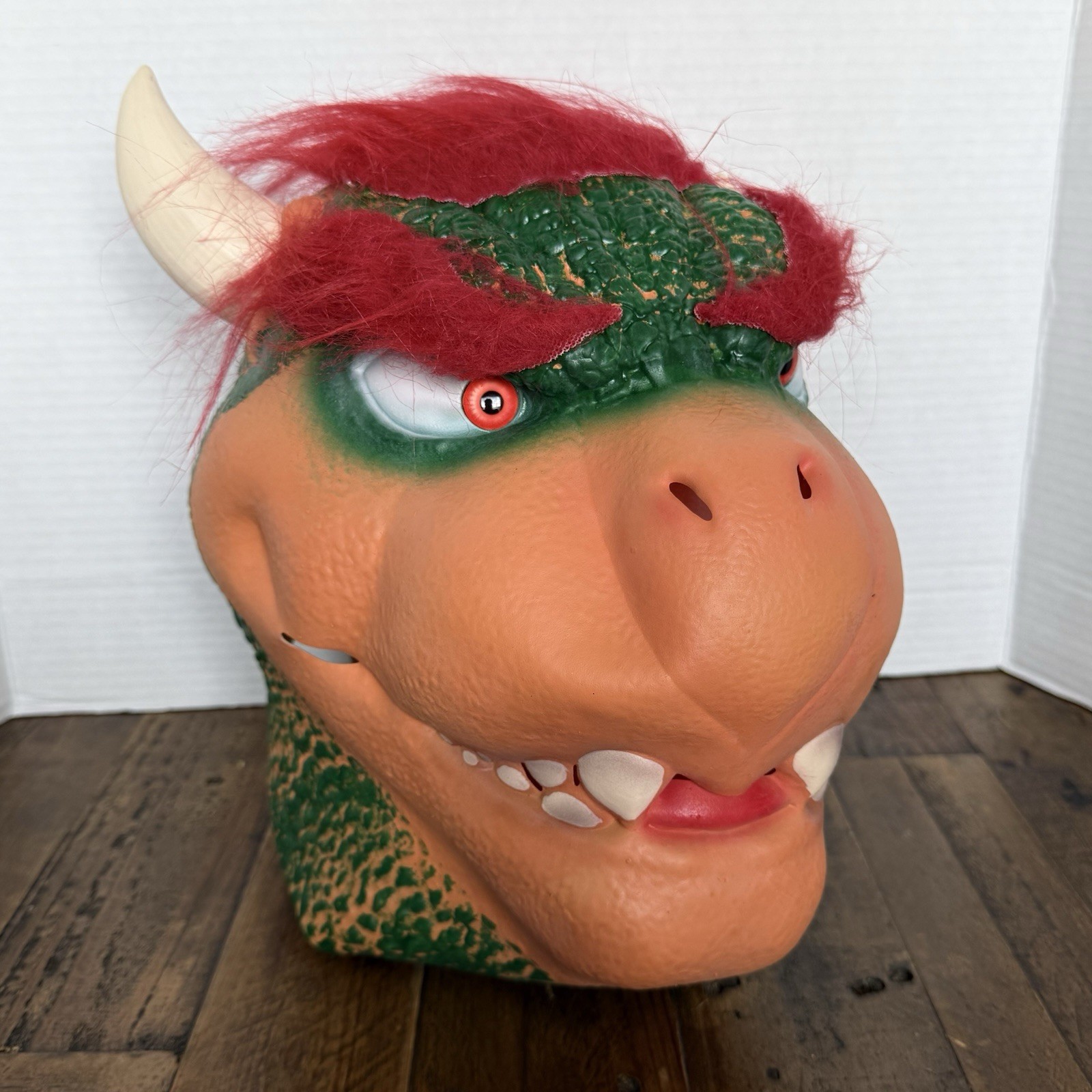 Super Mario Bowser Halloween Latex Rubber Mask Adult Size *RARE* Super Mario Bowser Halloween Latex Rubber Mask Adult Size *RARE*