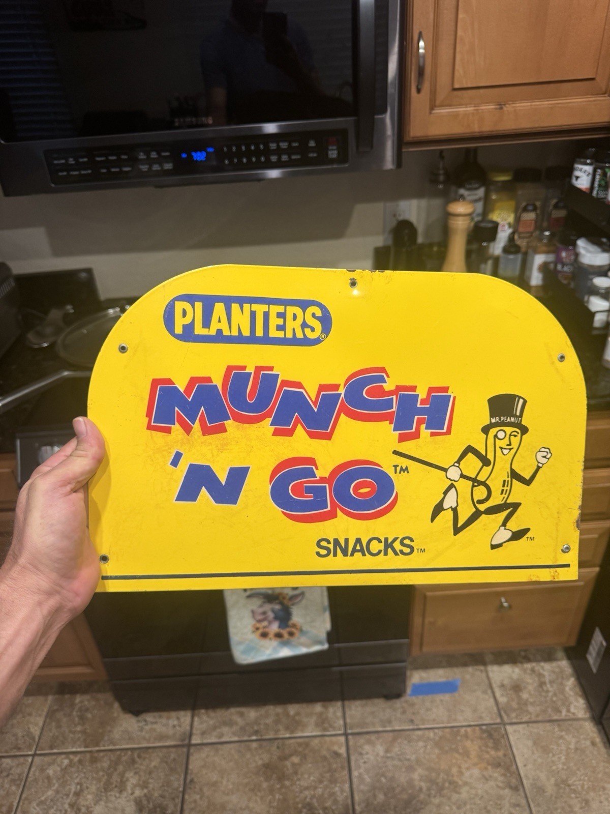 Vintage Planters Peanuts Munch 'N Go Metal Rack Store Display Sign Vintage Planters Peanuts Munch 'N Go Metal Rack Store Display Sign