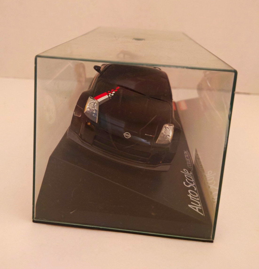 Kyosho Nissan 350Z Nismo Z Tune Black 1:64 RC Car Body w/ Display Case - Rare