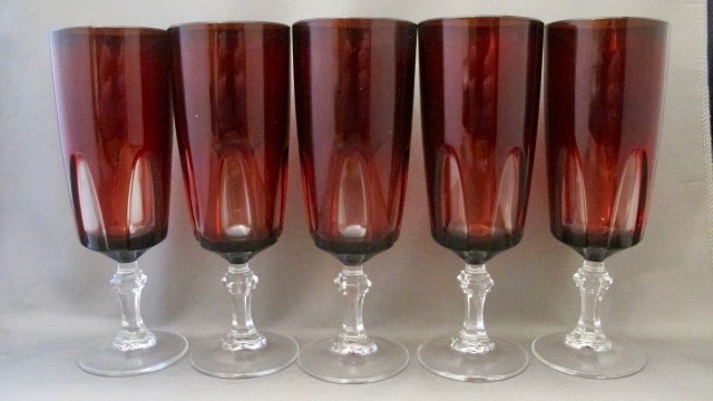 CRISTAL D\'ARQUES DURAND GOTHIC RUBY RED PARFAIT/CHAMPAGNE GLASSES- SET 5