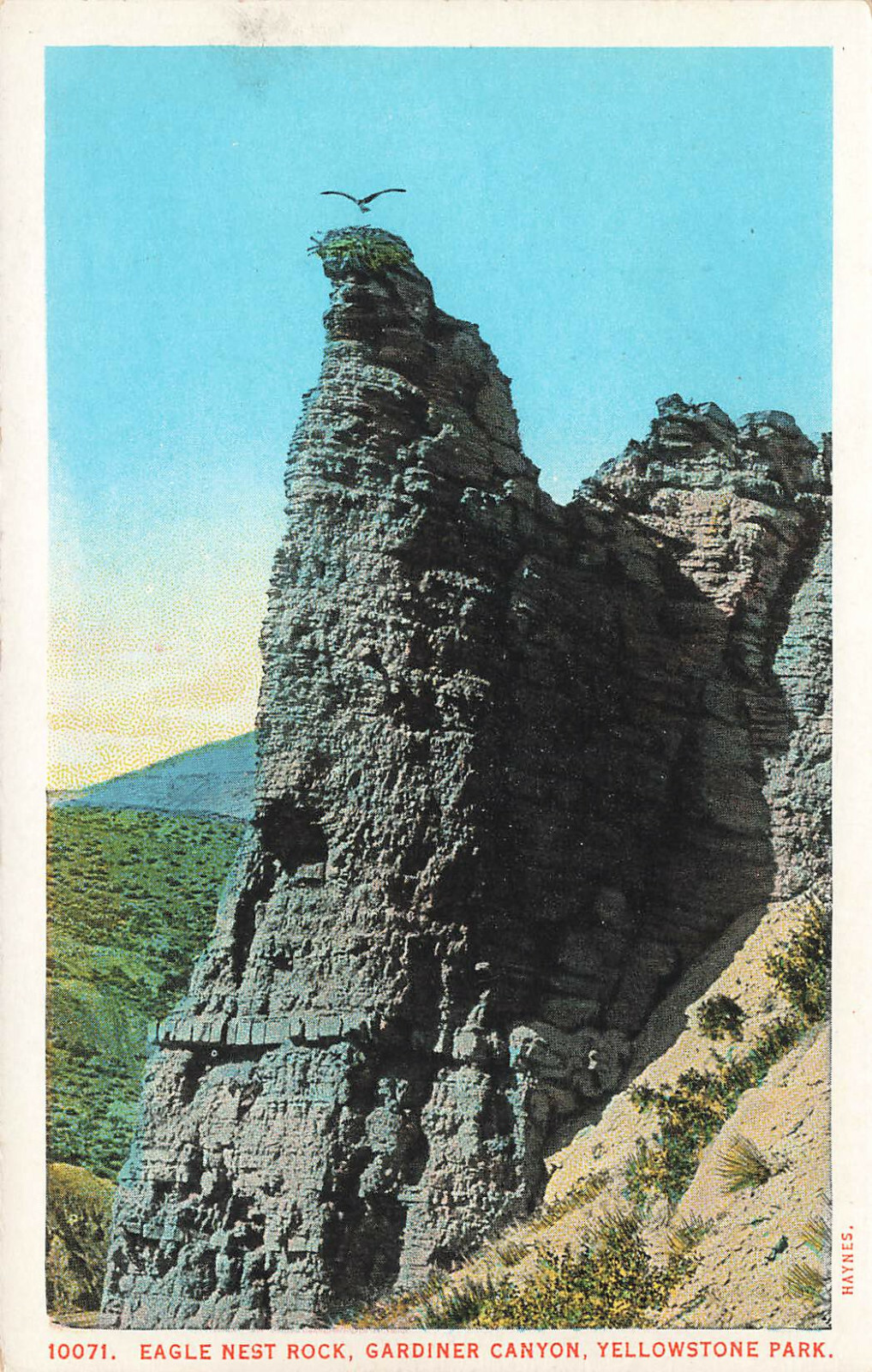 EAGLE NEST ROCK GARDINER CANYON POSTCARD YELLOWSTONE NATIONAL PARK WYOMING 1910s