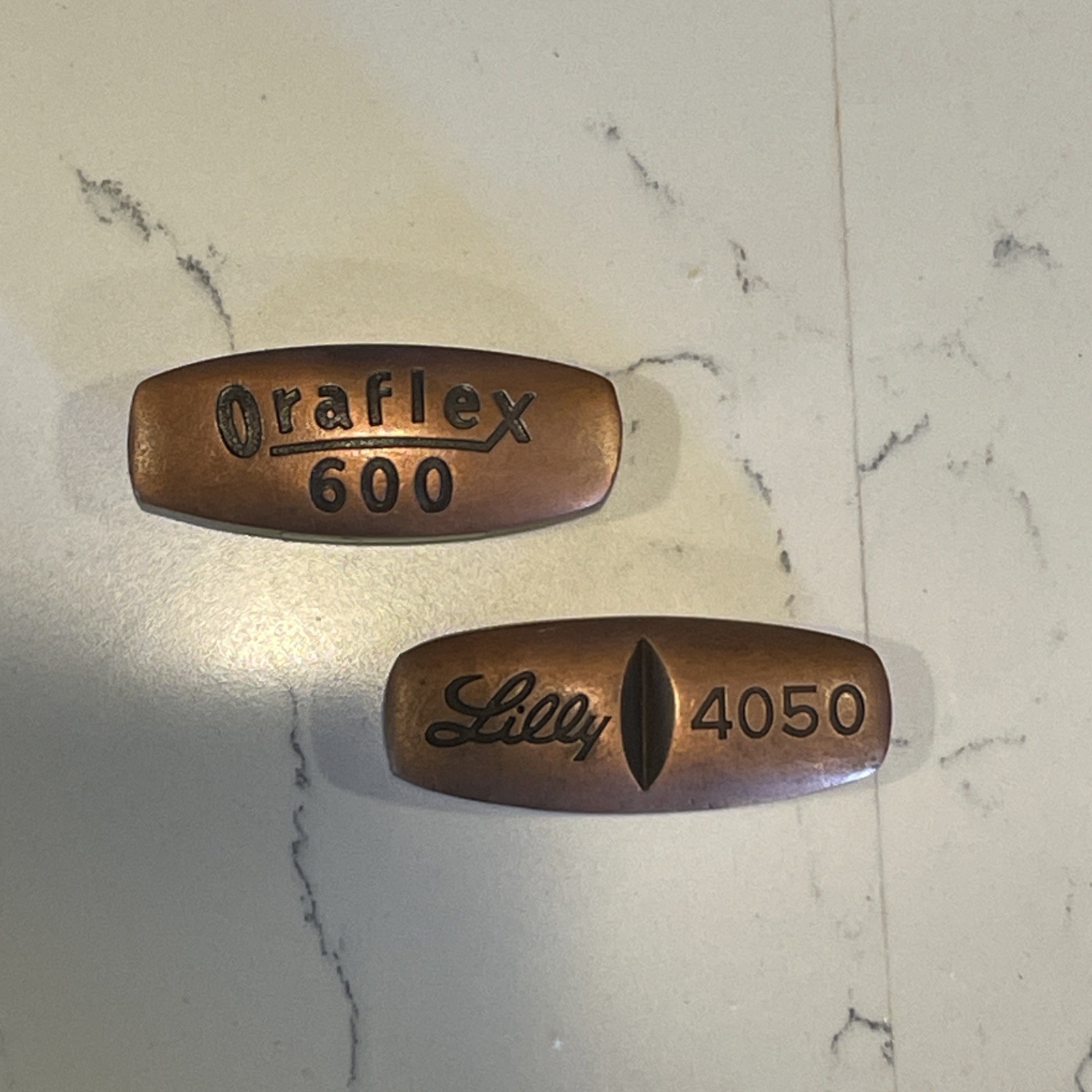 Vintage ~ 1970’s Paperweight ~ Eli Lilly 4050 Oraflex 600 Pill Benoxaprofen B1E