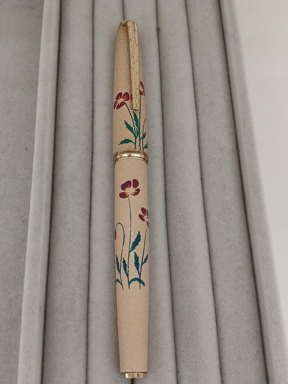 Unknown Maker Soft Fine Nib Fountain Pen