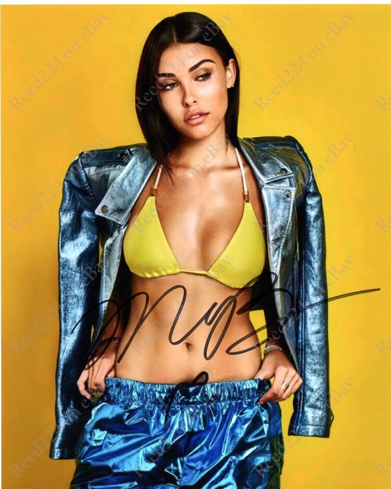 Madison Beer Signed 8x10 Photo UACC COA + Date, Location, & Event Details Madison Beer Signed 8x10 Photo UACC COA + Date, Location, & Event Details
